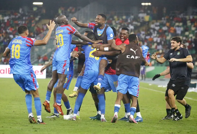 DR Congo đánh bại Guinea 3-1 để lọt vào bán kết lần đầu tiên kể từ năm 2015. dr-congo-8423.jpg