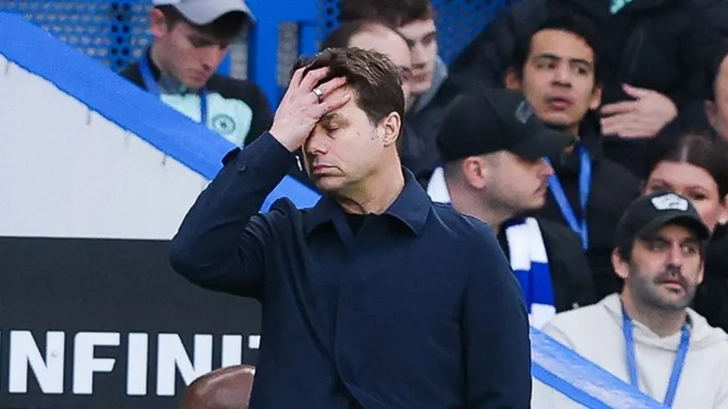 HLV Mauricio Pochettino đưa ra lời chỉ trích nặng nề về bản thân và đội Chelsea của ông.