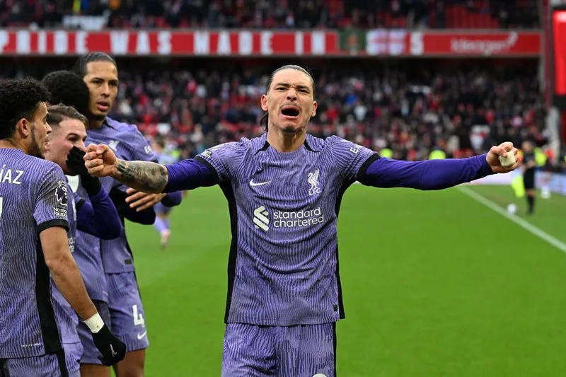 Darwin Nunez vào sân ghi bàn ở phút bù giờ thứ 9 đánh bại chủ nhà Nottingham Forest 1-0. darwin-nunez-6506.jpg