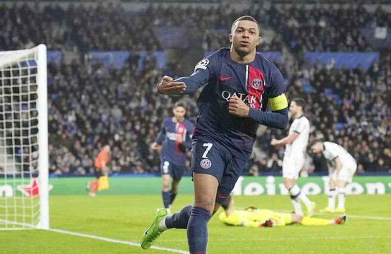 Kylian Mbappe dẫn dắt Paris Saint-Germain trở lại tứ kết Champions League.