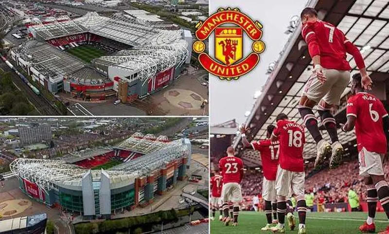 Old Trafford với sức chứa hơn 74.000 người mở cửa vào năm 1910 nên từ lâu cần được hiện đại hóa. manchester-united-3204.jpg