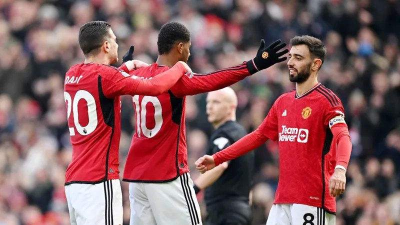 Bruno Fernandes chia sẻ về mong muốn giúp người đồng đội Marcus Rashford ghi bàn.