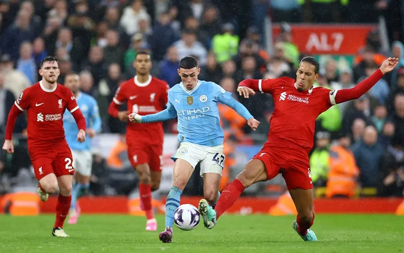 Liverpool và Man.City 1-1 kết thúc màn đấu trí kinh điển giữa Jurgen Klopp và Pep Guardiola tại Premier League.