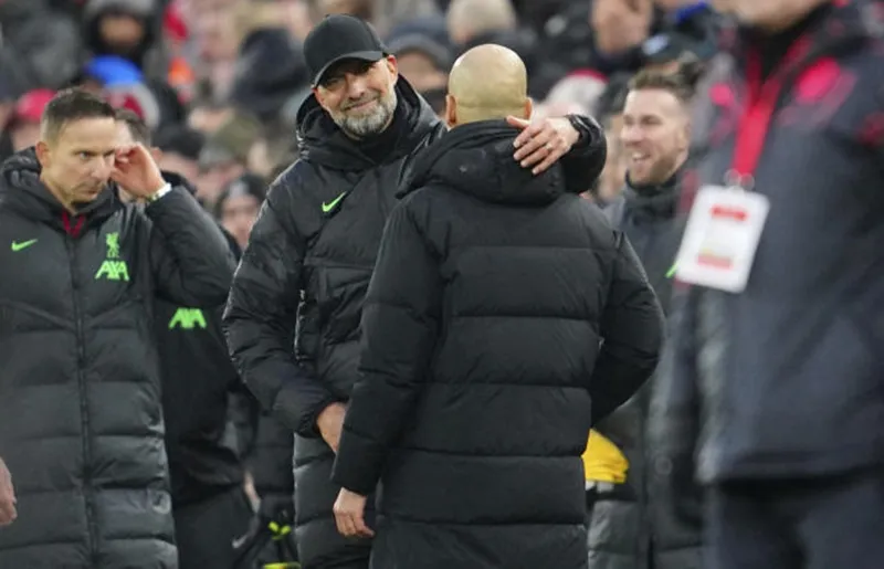 HLV Jurgen Klopp và Pep Guardiola đã khép lại những màn đối đầu kinh điển tại Premier League. liverpool1-7115.jpg