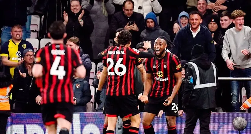 Bournemouth có màn ngược dòng lịch sử dù thua trước 3 bàn nhưng vẫn thắng ngược 4-3.