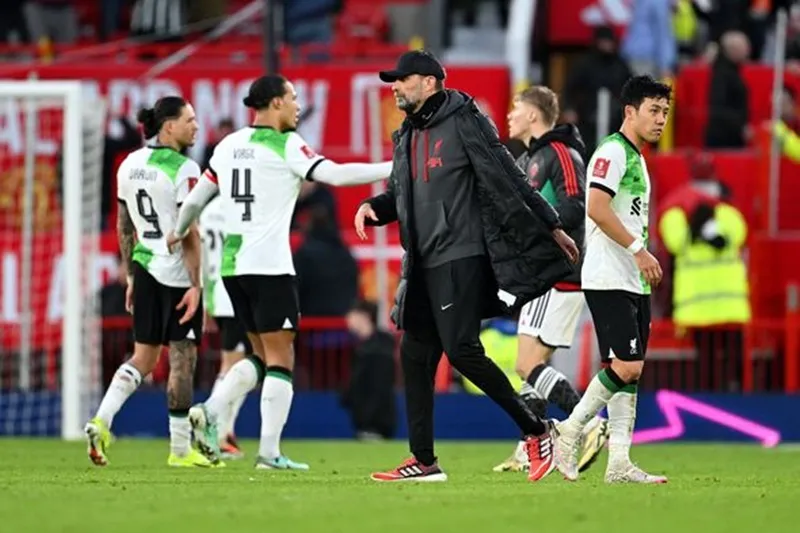 Klopp thừa nhận cầu thủ Liverpool đã kiệt sức và thua 3-4 tại Man.United ở tứ kết FA Cup. jurgen-klopp-3642.jpg