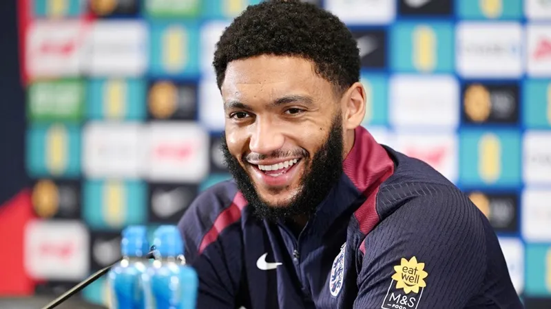 Joe Gomez khẳng định rất hạnh phúc khi trở lại tuyển Anh sau 3 năm rưỡi chờ đợi.