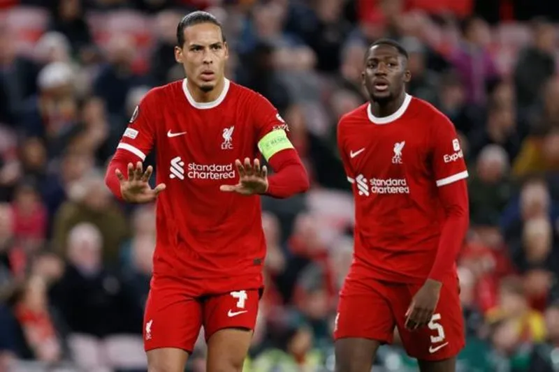 Tiểu sử cầu thủ Virgil van Dijk - Hành trình từ rửa bát đến tượng đài bóng đá