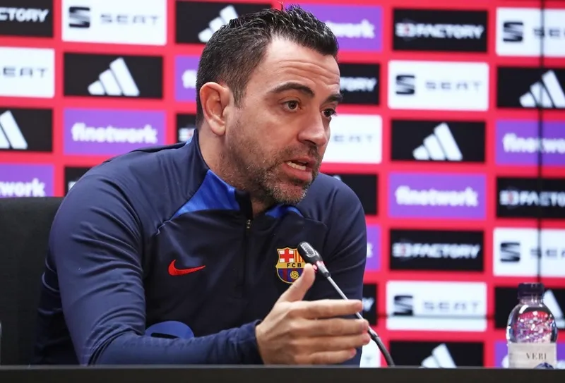 HLV Xavi Hernandez tin rằng mùa giải của Barcelona sẽ là một “thảm họa” nếu ông không công bố quyết định nghỉ việc hồi tháng Giêng.
