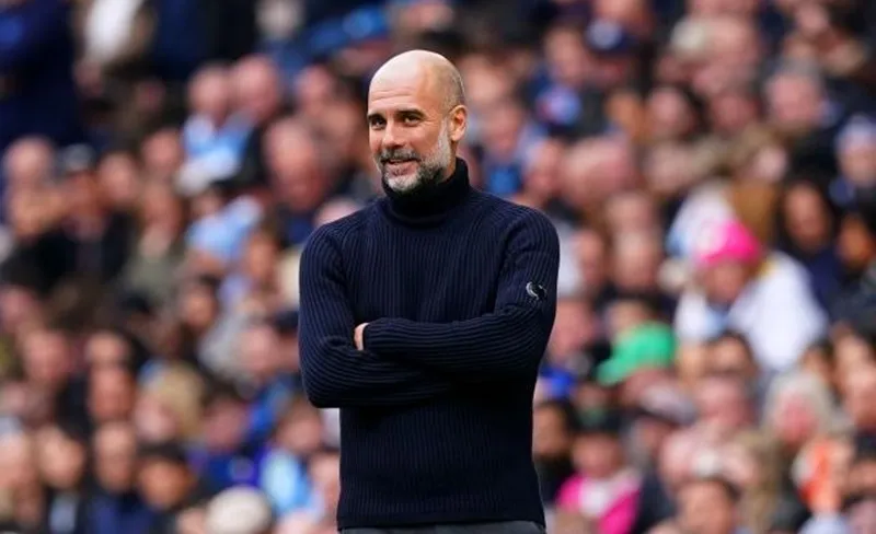 HLV Pep Guardiola đang ung dung đón nhận những điều tích cực ủng hộ Man.City.