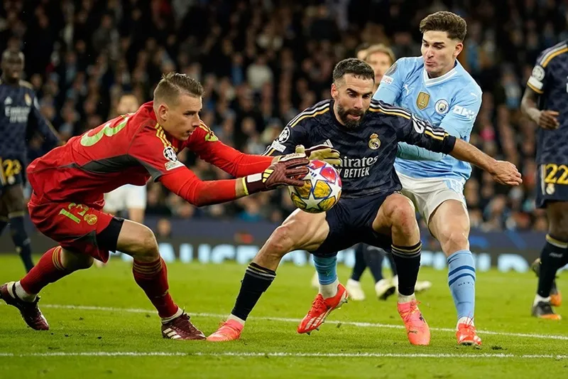 Andriy Lunin có màn trình diễn nổi bật nhất mùa giải là tại Man.City để đưa Real Madrid vào bán kết.