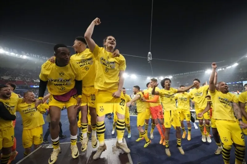 Dortmund sẽ trở lại sân Wembley vào ngày 1-6 để cố gắng xua tan ký ức buồn tại đây 11 năm trước. Champions.jpg
