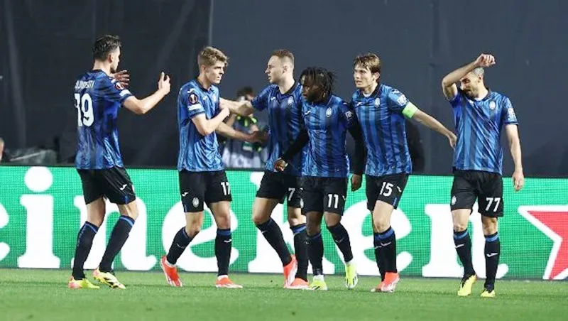 Atalanta đánh bại Marseille 3-0 ở lượt về để lần đầu tiên vào chung kết Europa League. Atalanta.jpg
