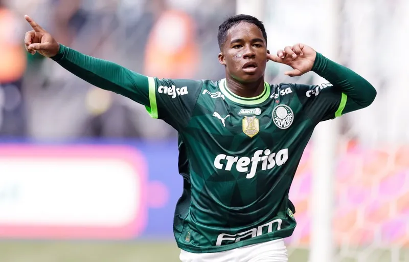 Endrick rõ ràng khó có cơ hội bước vào đội hình chính Real Madrid trong thời gian đầu. Dorival Júnior.jpg