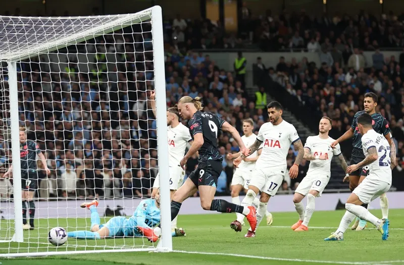 Haaland đưa Man.City vượt lên ở phút 51 sau đường chuyền dọn cỗ của Kevin De Bruyne. Haaland.jpg