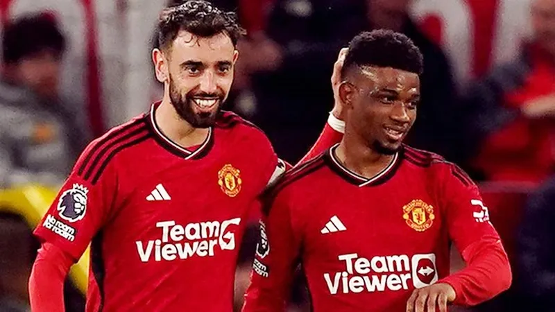 Amad Diallo ghi bàn đầu tiên ở Premier League và kiến tạo một bàn khác giúp Man.United thắng Newcastle 3-2.