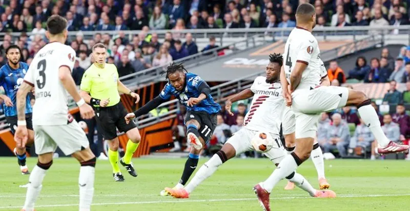 Lookman ghi cả 3 bàn trong chiến thắng 3-0 của Atalanta trước Leverkusen. Brazil1.jpg