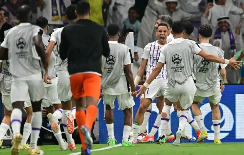 Chiến thắng đậm 5-1 trong trận lượt về giúp Al Ain (UAE) lên ngôi vô địch AFC Champions League mùa giải này