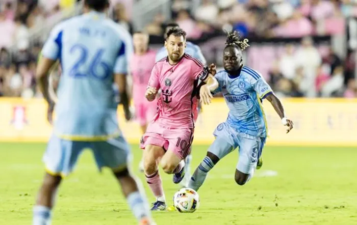 Lionel Messi ghi bàn nhưng Inter Miami vẫn thua đội khách Atlanta United 1-3.