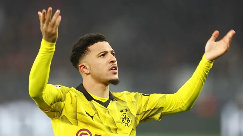 Jadon Sancho sẽ cho Man.United thấy một cầu thủ được hạnh phúc chơi bóng quan trọng như thế nào. Borussia Dortmund.jpg