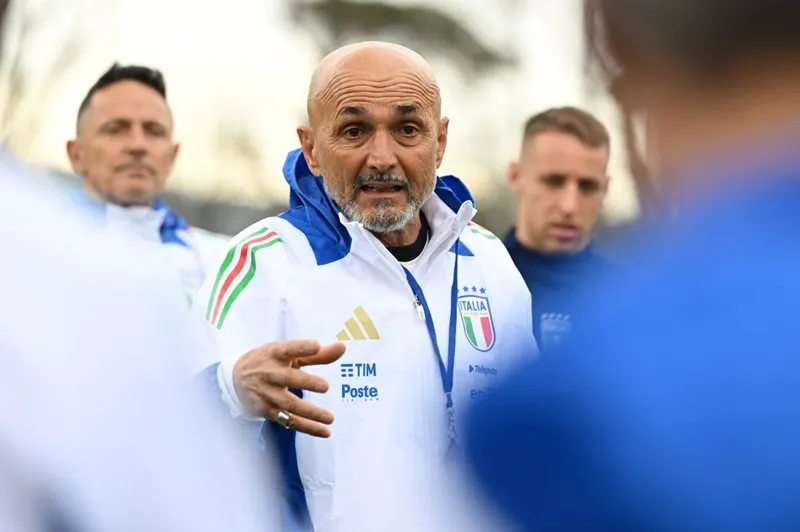 HLV Luciano Spalletti đã công bố đội hình 26 người cuối cùng của ông cho Euro 2024. Italy.jpg