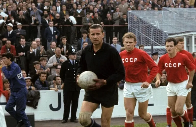Lev Yashin.jpg
