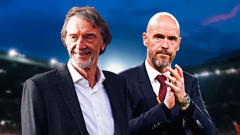 Đồng chủ sở hữu mới Sir Jim Ratcliffe quyết định cam kết với Erik ten Hag.