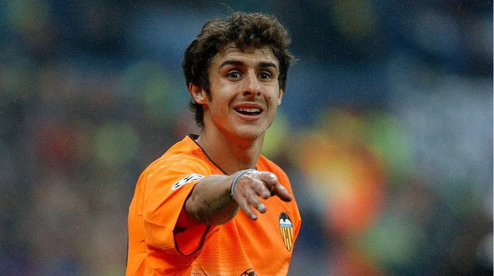 Trái ngược với Walter Samuel, Pablo Aimar là một nghệ sĩ sân cỏ đích thực Pablo Aimar.jpg