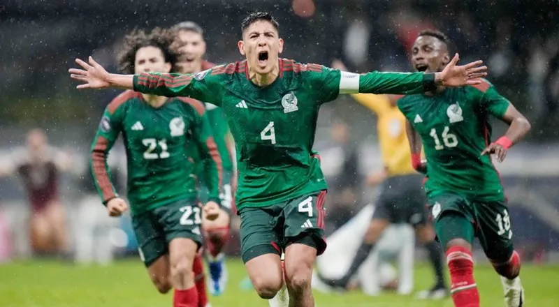 Edson Alvarez là đội trưởng của tuyển Mexico tại Copa America 2024.
