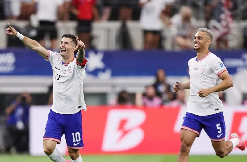 Pulisic ghi bàn thắng nhanh nhất của tuyển Mỹ sau 34 lần đối đầu các đại diện Nam Mỹ. USA1.jpg
