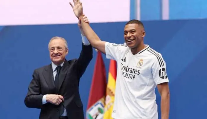 Former Barcelona1.jpg