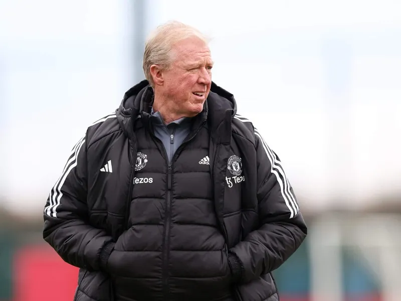 Steve McClaren rời vị trí trợ lý HLV của Man.United để dẫn dắt đội tuyển Jamaica.