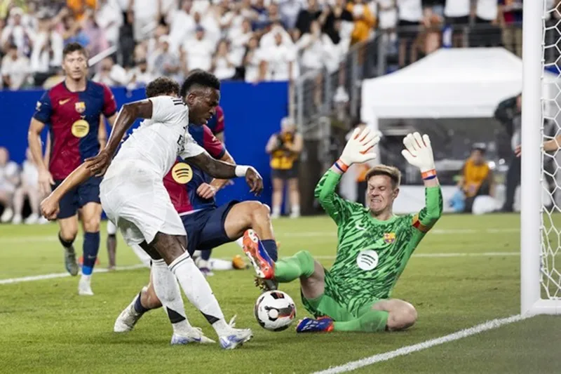 Real Madrid vẫn chưa nếm mùi chiến thắng trong chuyến du đấu tại Mỹ. Real Madrid.jpeg