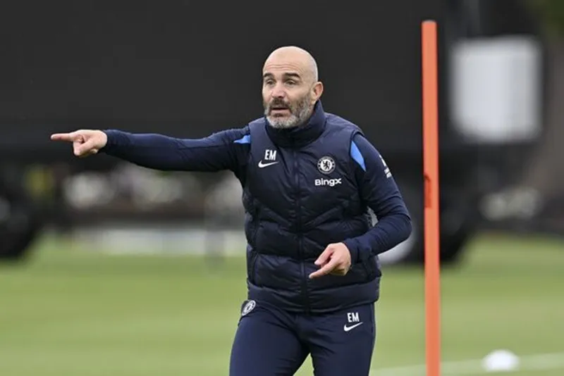 HLV Enzo Maresca muốn chiêu mộ thêm cầu thủ dù đã có 10 bản hợp đồng mới.