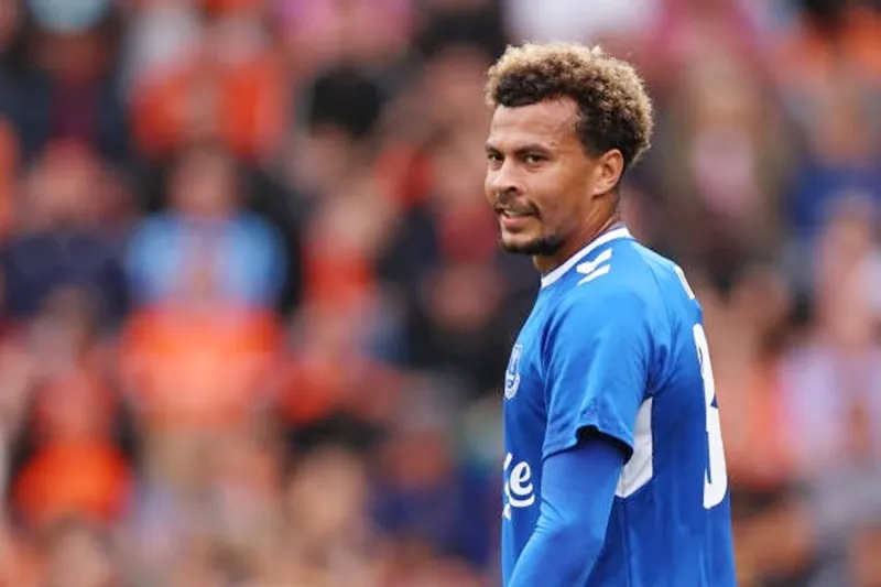 Dele Alli đã không thể ra sân trong suốt mùa giải 2023-24 cho Everton vì chấn thương háng Dele Alli 1.jpg