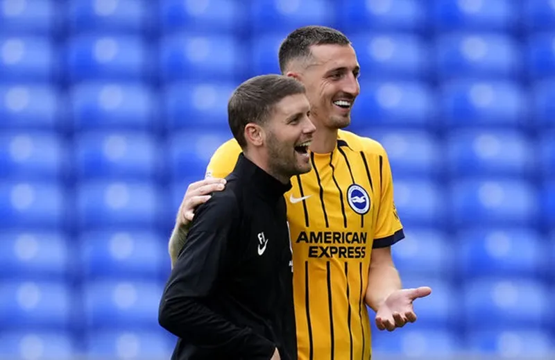 HLV Fabian Hurzeler cùng Brighton khởi đầu choáng ngợp với chiến thắng 3-0 tại Everton. Fabian Hurzeler1.jpg