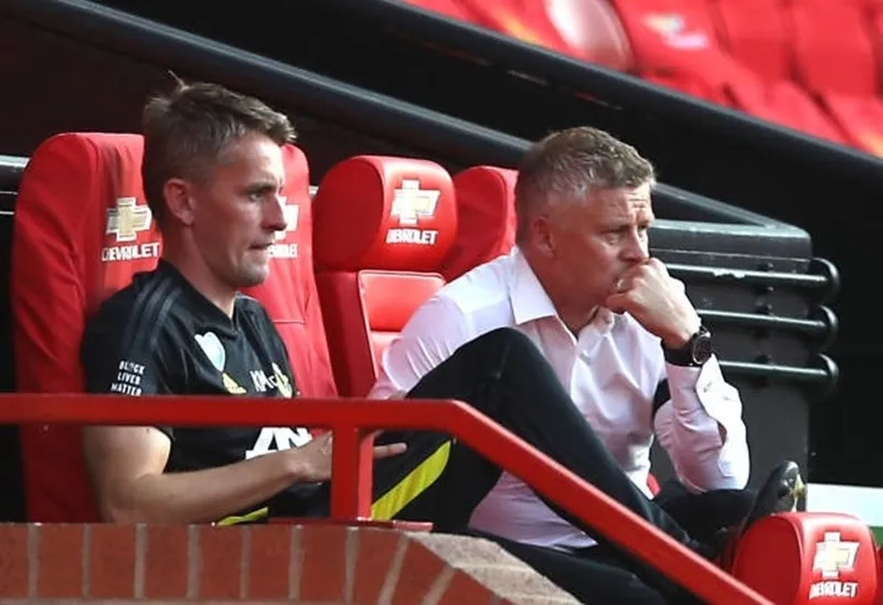 McKenna từng làm trợ lý cho Ole Gunnar Solskjaer ở Man.United McKenna1.jpg