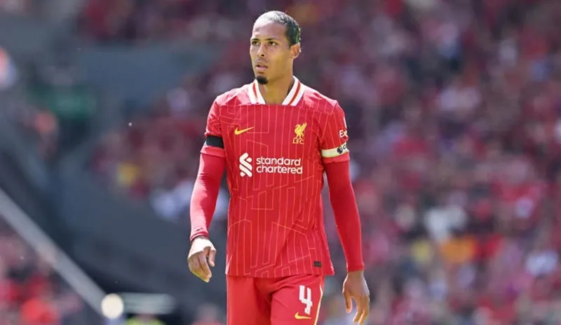 Virgil van Dijk mới đây cũng úp mở về tương lai. Van Dijk.jpg