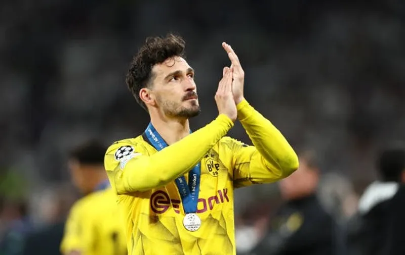 Ở tuổi 35, có lẽ Hummels không còn phù hợp với các giải đấu đỉnh cao hàng đầu châu Âu Hummels.jpg