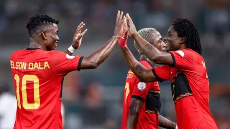 Angola bất ngờ giành 3 điểm trên sân của Ghana Angola.jpg