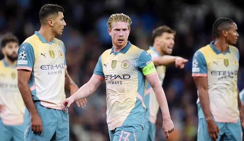 HLV Pep Guardiola còn đối mặt nguy cơ mất Kevin de Bruyne trong một thời gian vì chấn thương. Kevin de Bruyne.jpg