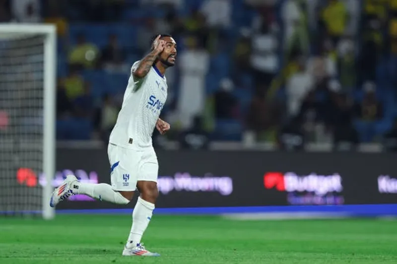 Malcom đóng góp một siêu phẩm ở cuối hiệp 1 Malcom.jpg