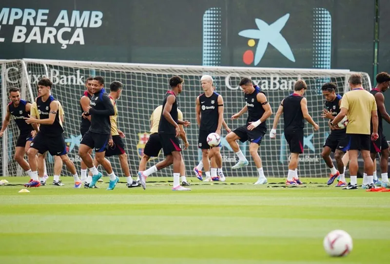 Cường độ của các buổi tập thể chất tại Barcelona đã tăng lên rất nhiều. Barcelona1.jpg