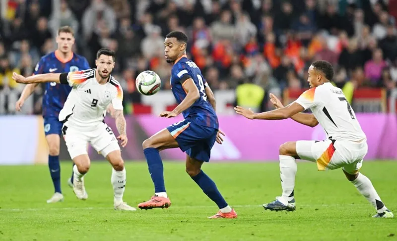Đức thắng 1-0 trên sân nhà trước Hà Lan ở Bảng A3 và chắc chắn có một suất vào tứ kết. Germany1.jpg