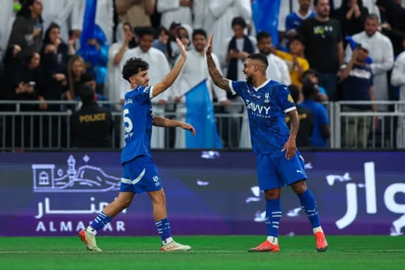 Al-Hilal dễ dàng đánh bại Al-Feyha với tỷ số 3-0 Al-Hilal.jpg