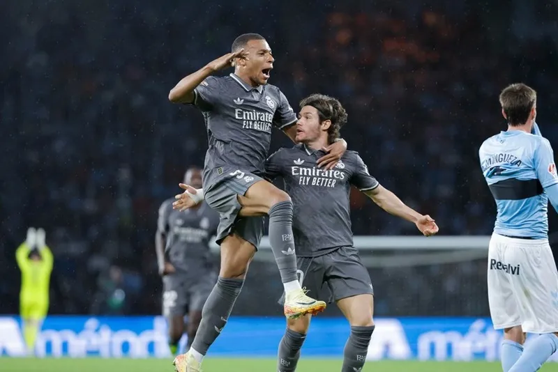 Kylian Mbappe giúp Real Madrid vẫn bất bại trong 10 vòng đấu tại La Liga mùa này. Luka Modric q.jpg