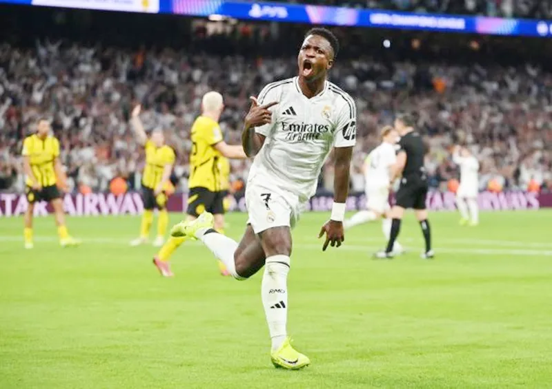 Vinicius được kỳ vọng sẽ giành Quả bóng Vàng vào thứ Hai tại Paris. Vinicius 1.jpg
