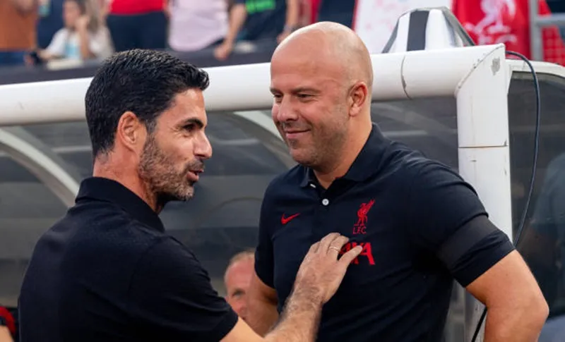 HLV Arne Slot cùng Liverpool đối đầu Arsenal của Mikel Arteta trong chuyến du đấu mùa hè tại Mỹ.