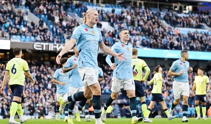 Man.City rất khó khăn mới thắng được đội chót bảng Southampton 1-0 tại Etihad nhờ pha ghi bàn của Erling Haaland. Man City.jpg