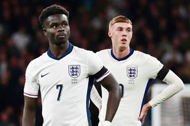 Bukayo Saka và Cole Palmer nằm trong 8 ngôi sao rút khỏi thành phần tuyển Anh do chấn thương.